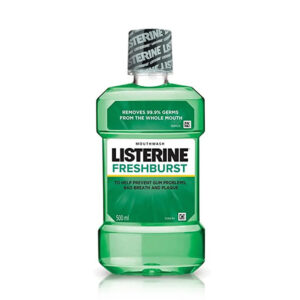 Enjuague Bucal Listerine Fresh Burst, 500 ml. con sabor refrescante. Caja de 12 unidades.